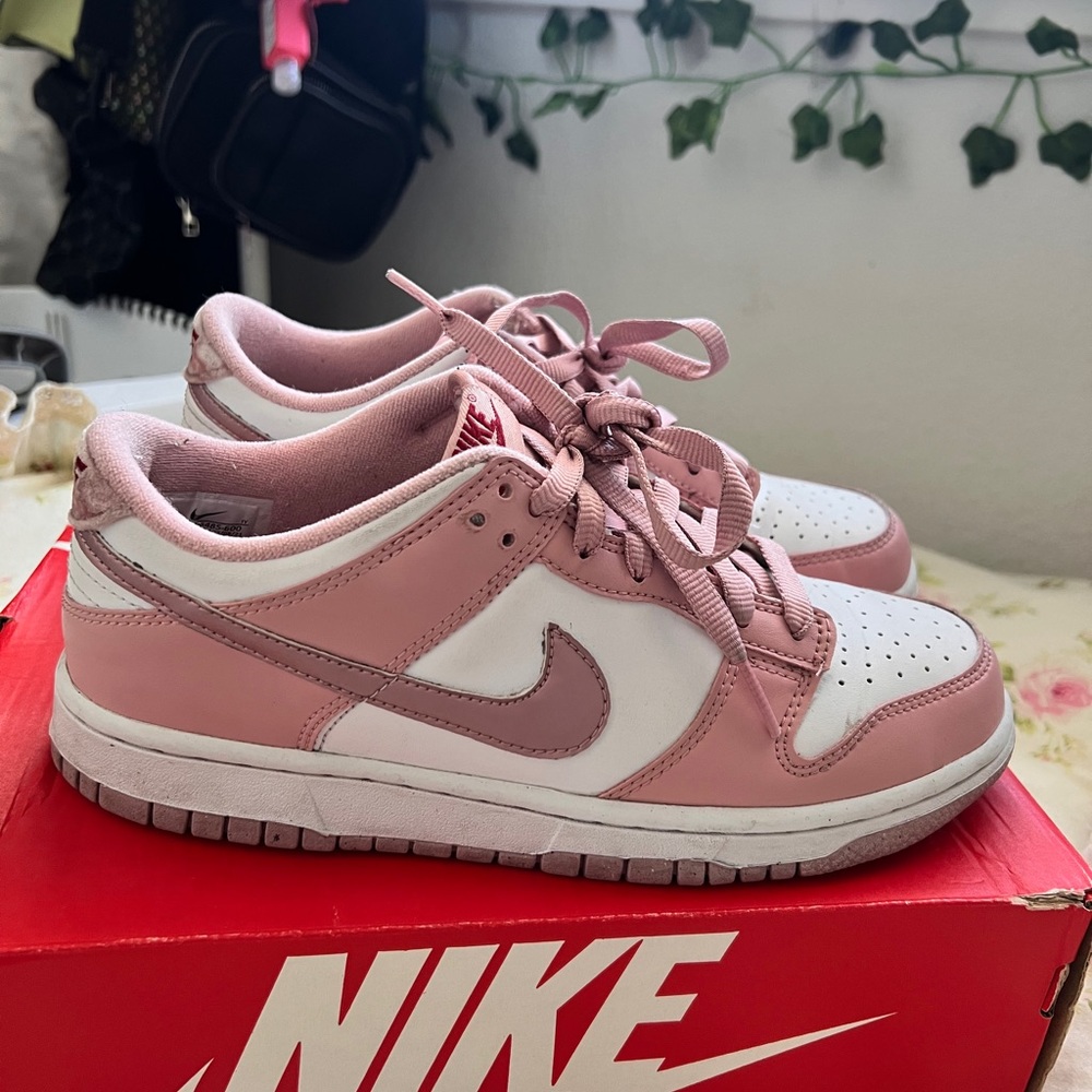 Nike dunk low gs